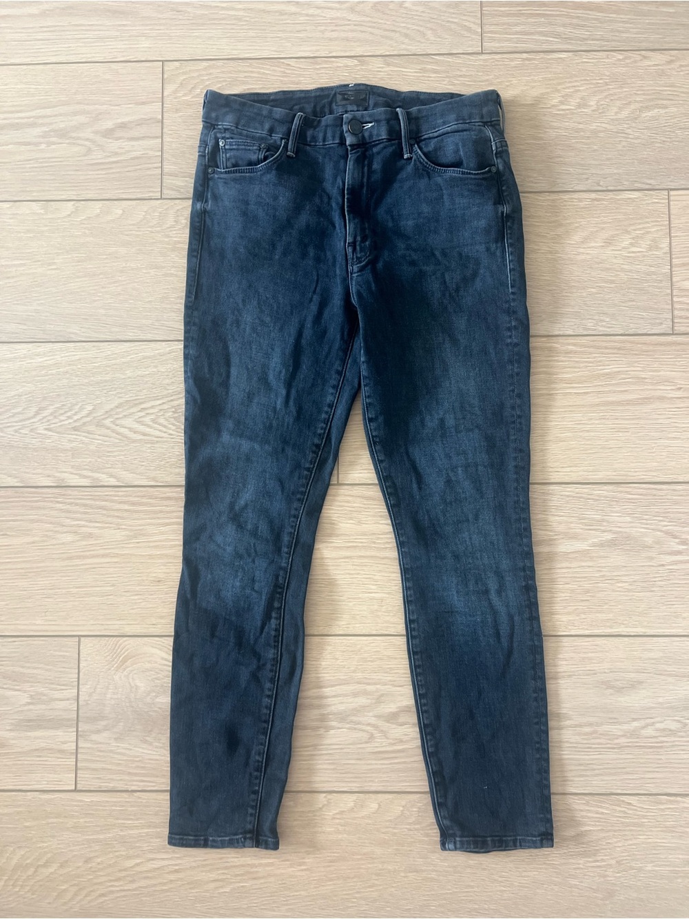 MOTHER high waisted looker crop jeans in “All I Want” wash size 27